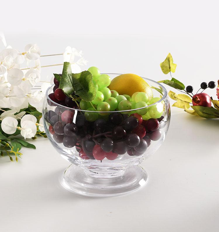 Paşabahçe Betty footed bowl filled with fruit