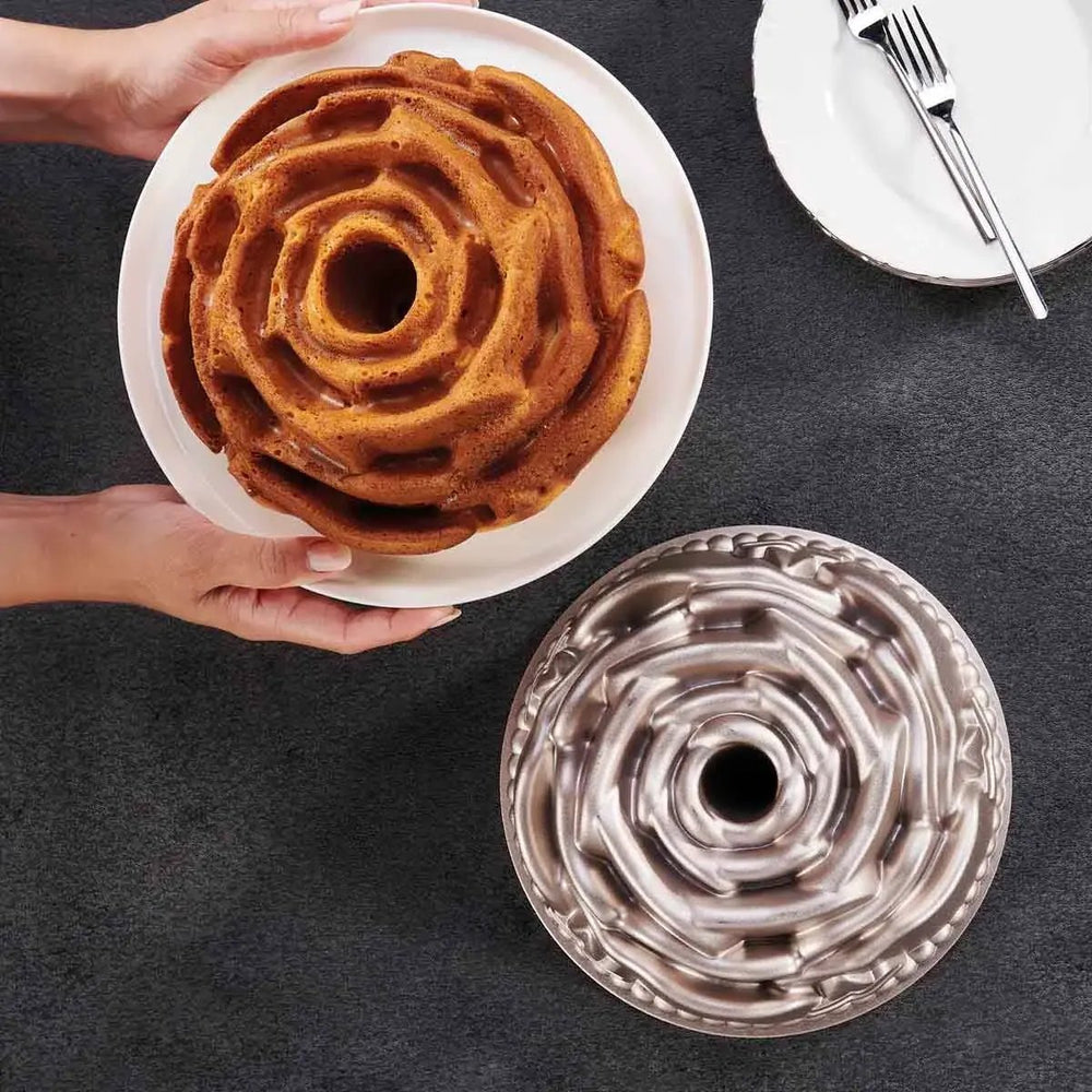Korkmaz Pasty Rose Cake Mould - 24 x 10.5 cm