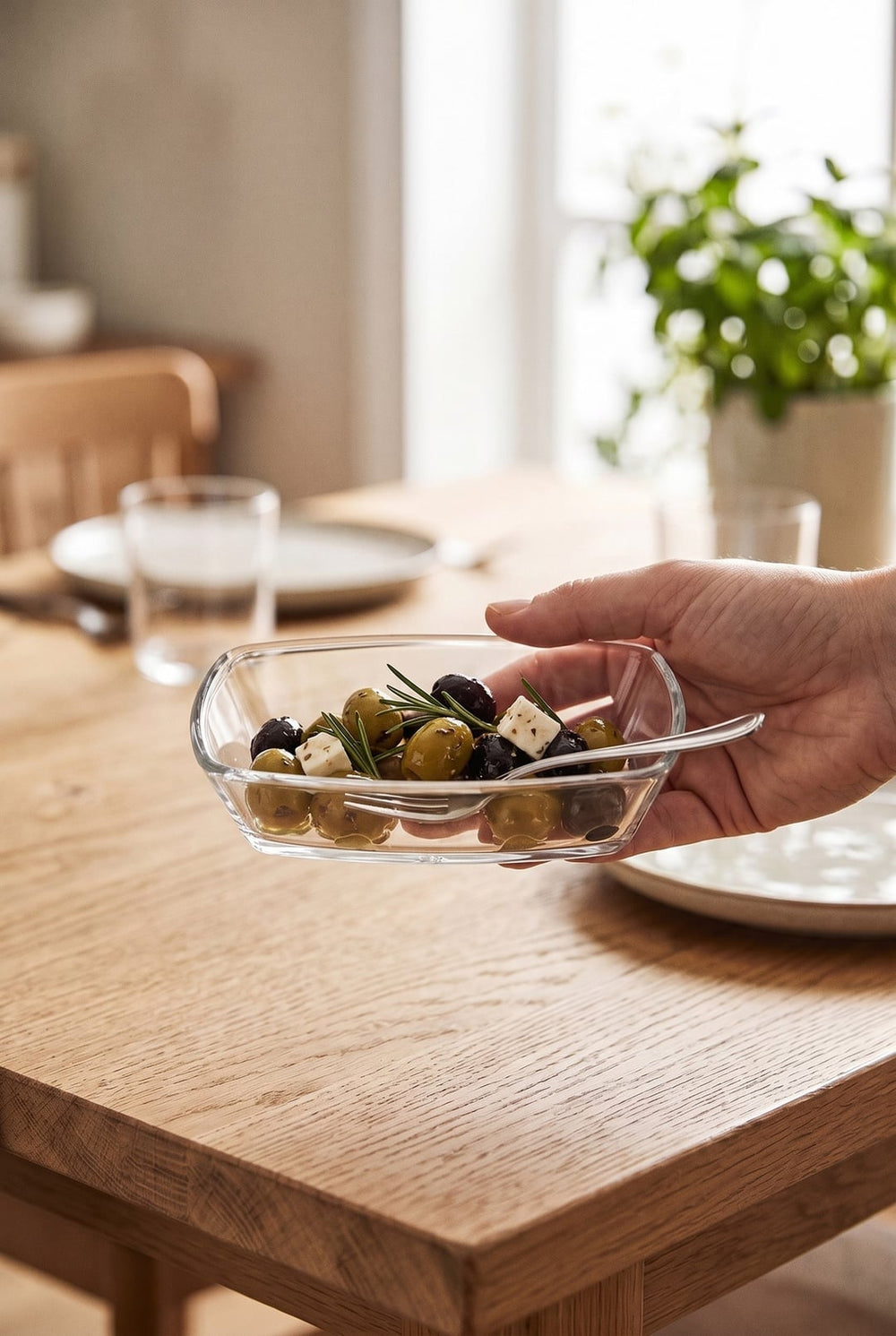 Paşabahçe Tokio serving plate used to serve olives
