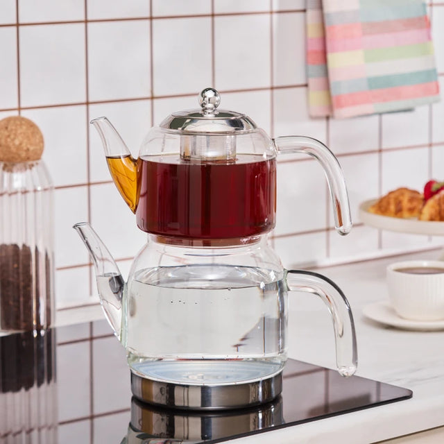 Karaca Panora teapot set shown in a kitchen